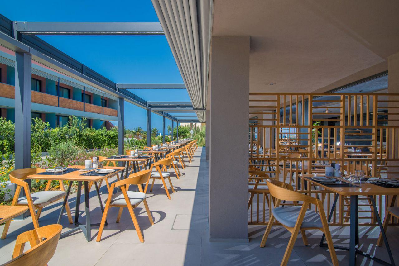 Cooee Corissia Harmony Hotel 耶奥伊乌波利斯 外观 照片