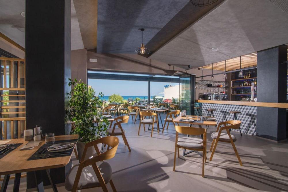 Cooee Corissia Harmony Hotel 耶奥伊乌波利斯 外观 照片