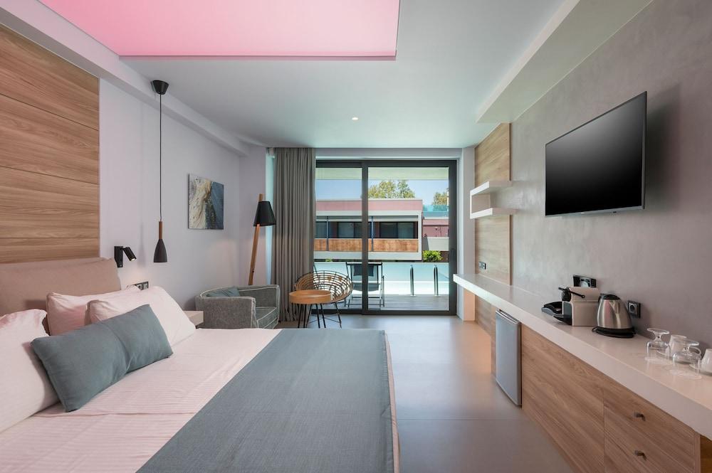 Cooee Corissia Harmony Hotel 耶奥伊乌波利斯 外观 照片